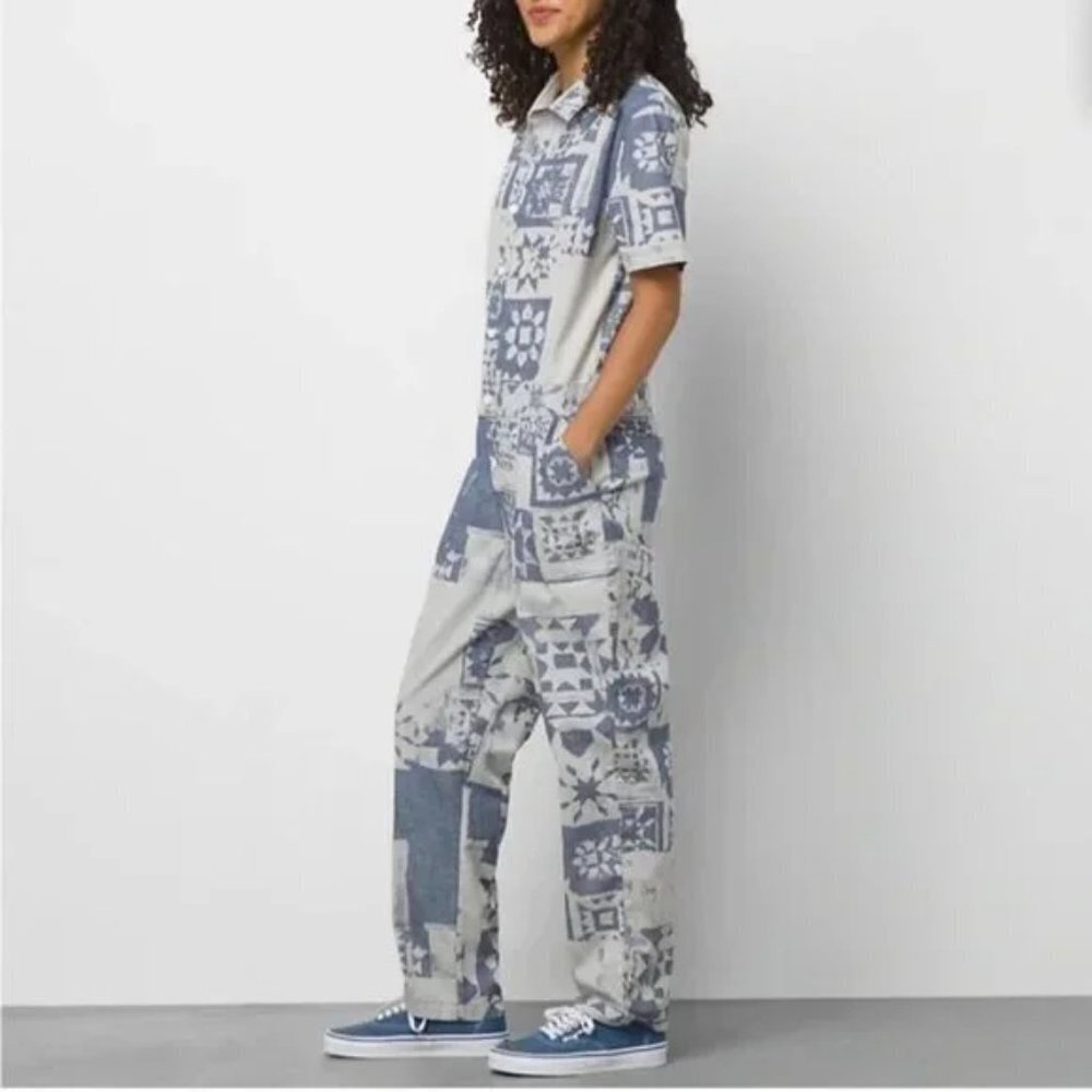 #26/81❤️ NWOT vans Moro coveralls overalls jumpsuit in Ashley Blue Tie-dye pa…